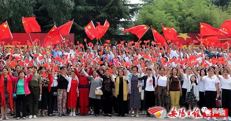 救援老画家